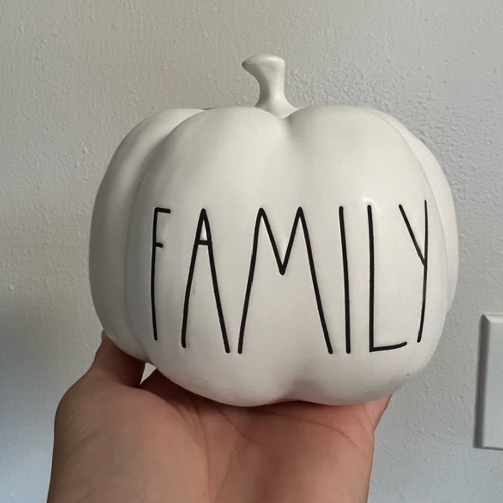 Rae‎ Dunn family small pumpkin